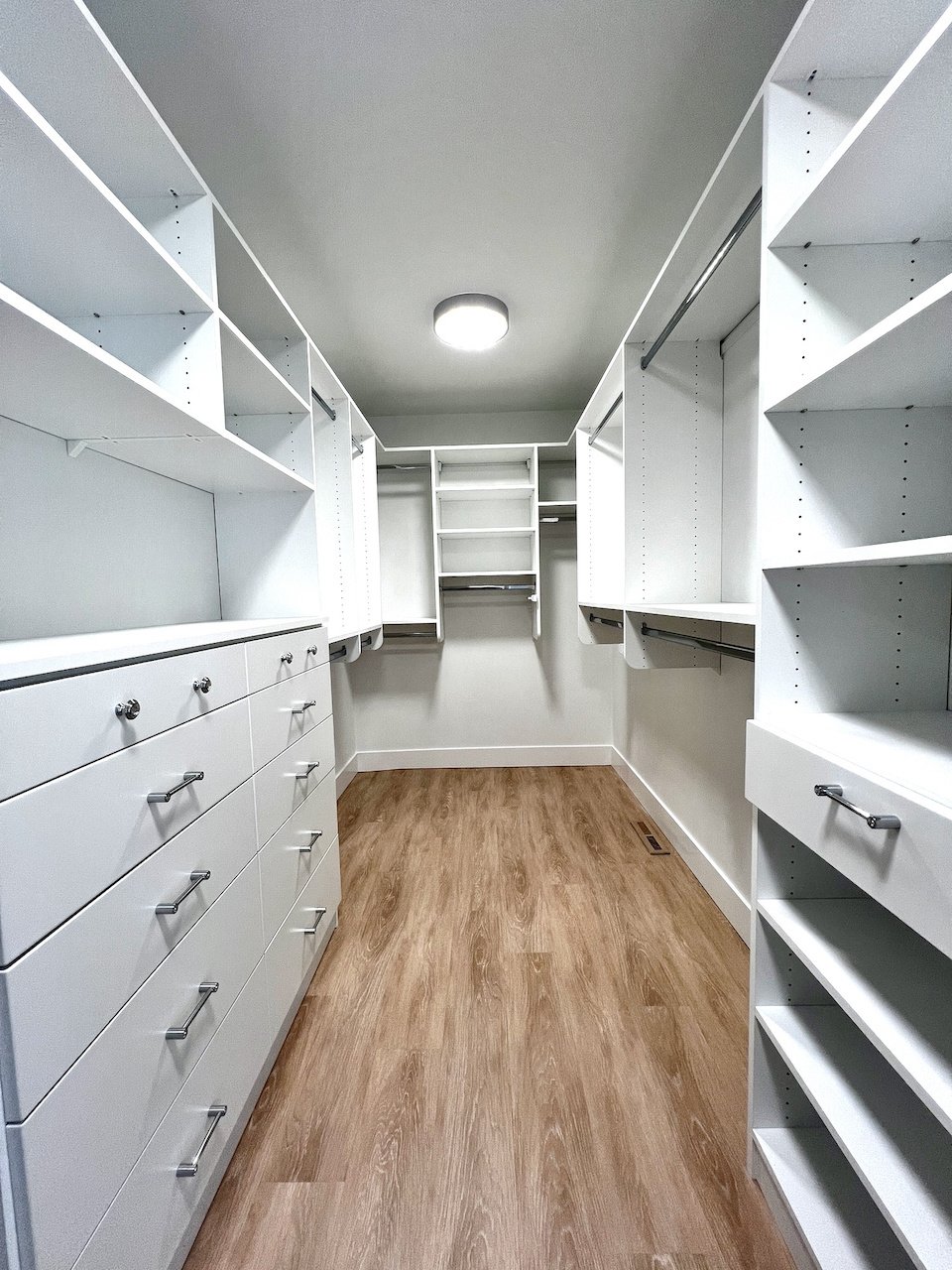 Walk-in closet