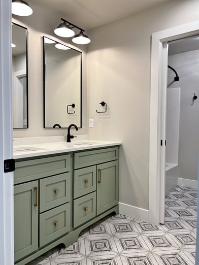 Main Bathroom